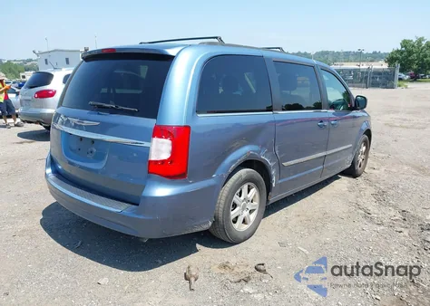 2012 Chrysler Town & Country Touring z USA, uszkodzony, nr VIN 2C4RC1BG8CR162855